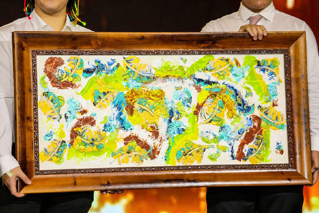 The Serpentine Scroll